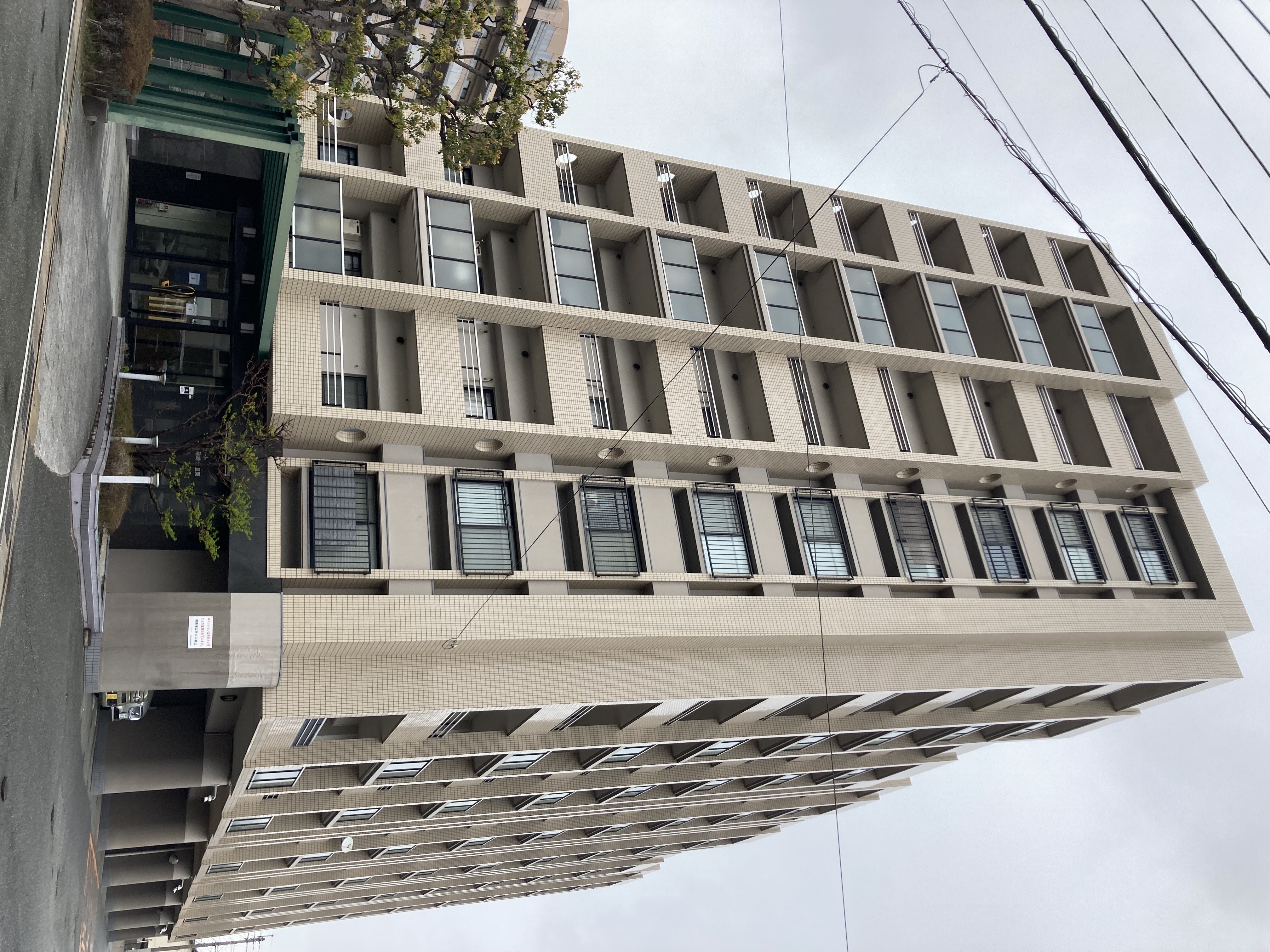 サングレート箱崎公園東303号室