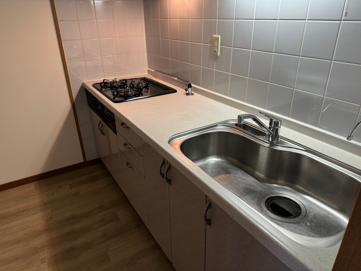 サングレート箱崎公園東303号室