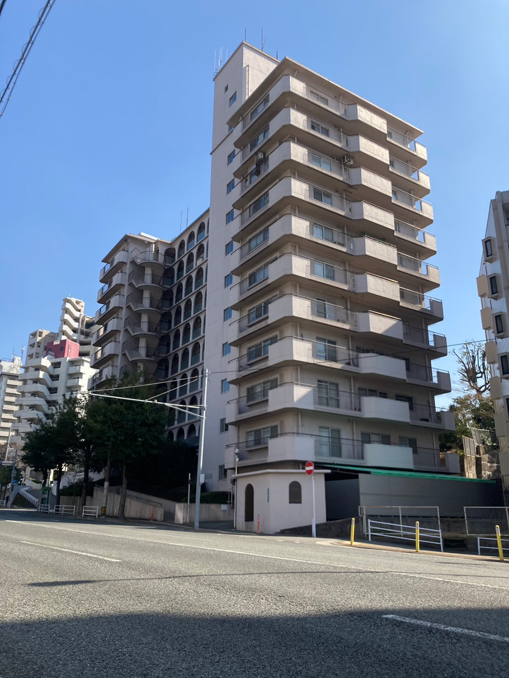 エクセレンス谷