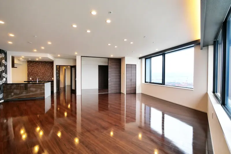 センターマークスタワー