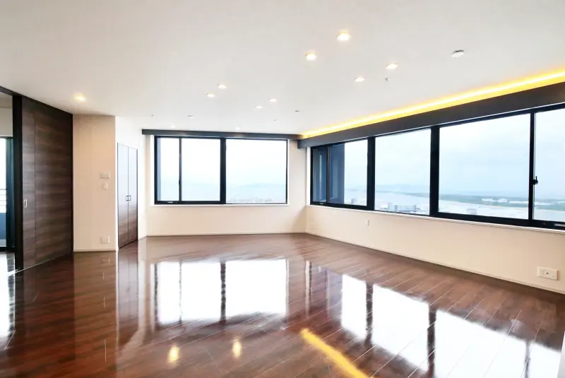 センターマークスタワー