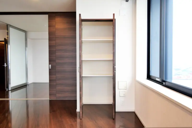 センターマークスタワー